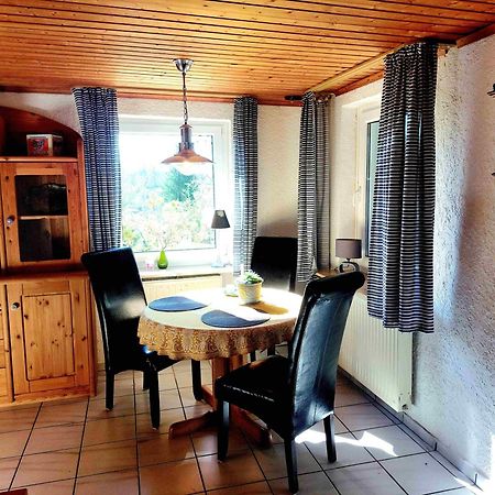 Kleines Haus Mitten In Der Natur Mit Eigener Terrasse Und Sonnenbalkon Halver Exterior foto